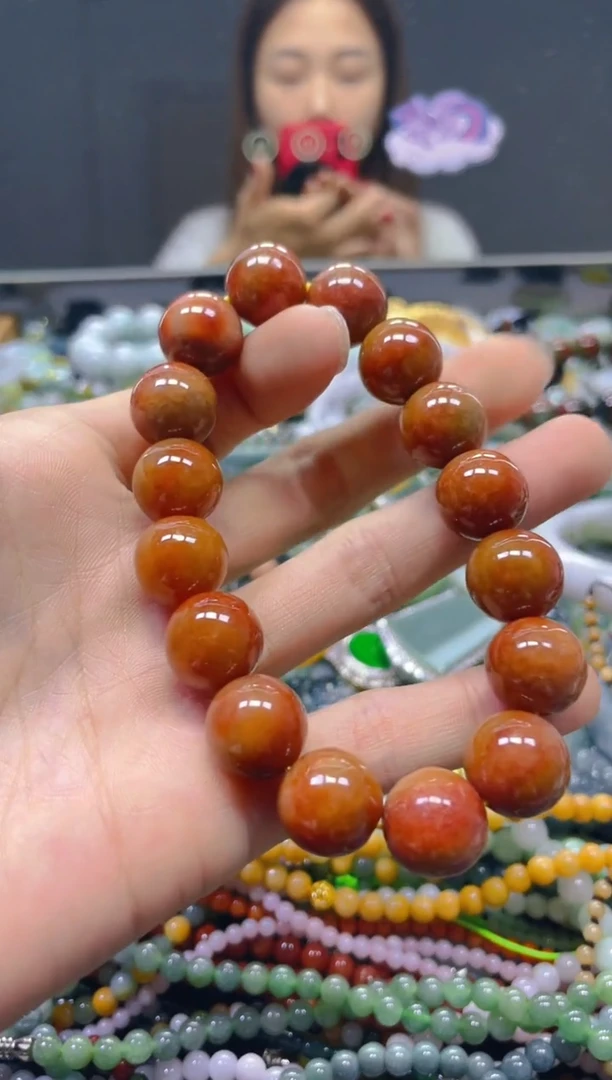 颈饰未镶嵌翡翠13MM/R/翡翠A货，一件也是批发价