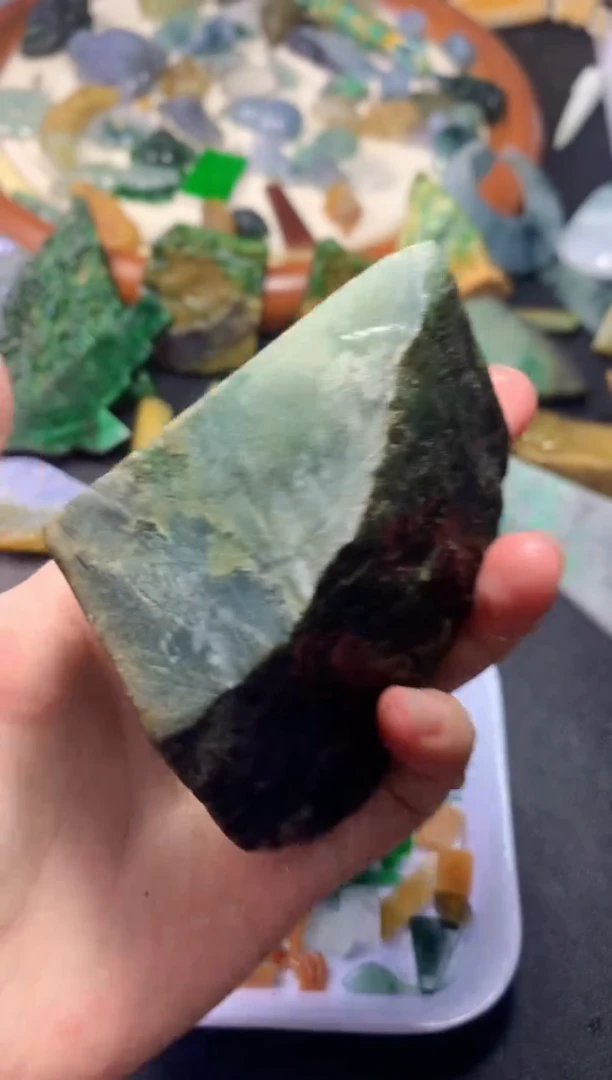 颈饰未镶嵌翡翠023天然翡翠