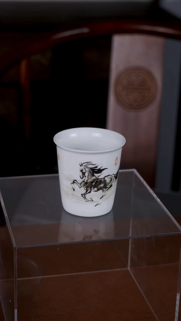 【闪购商品】手工手绘精品陶瓷摆件手工手绘精品陶瓷摆件