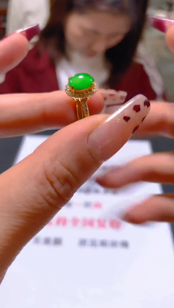 未镶嵌戒指翡翠多样性发一