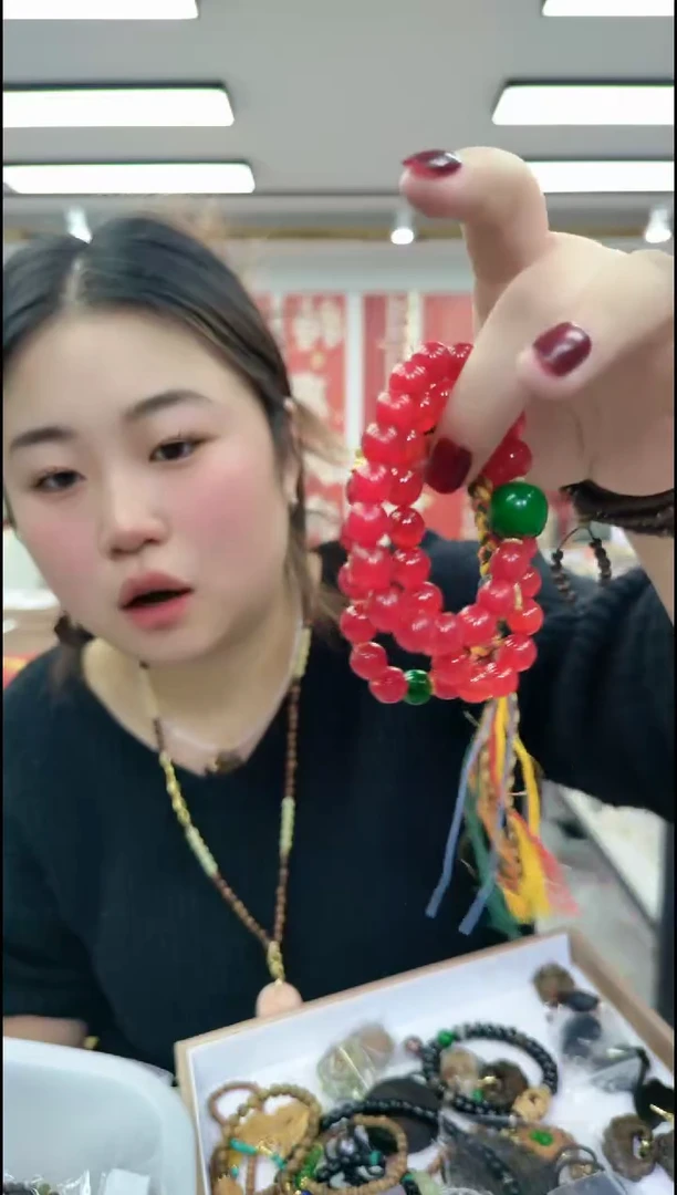 【闪购商品】树脂制品1649红色手串缘分发
