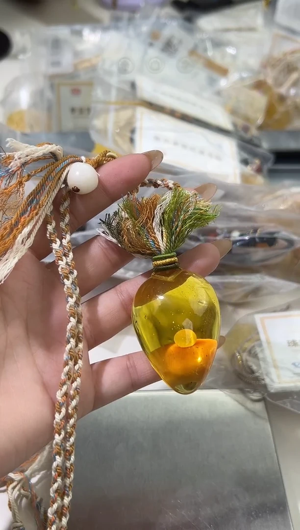 裸石琥珀未镶嵌天然琥珀蜜蜡吊坠