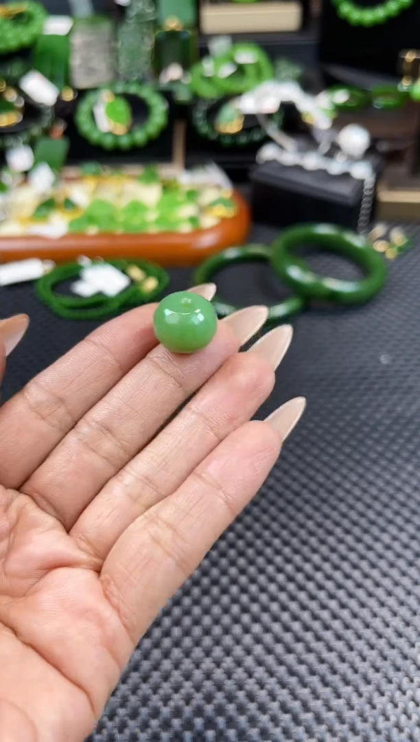 【闪购商品】和田玉（碧玉）吊坠未镶嵌FG007路路通单珠