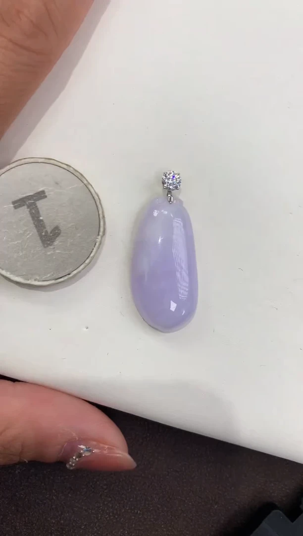 颈饰18K金镶嵌翡翠天然缅甸a货翡翠