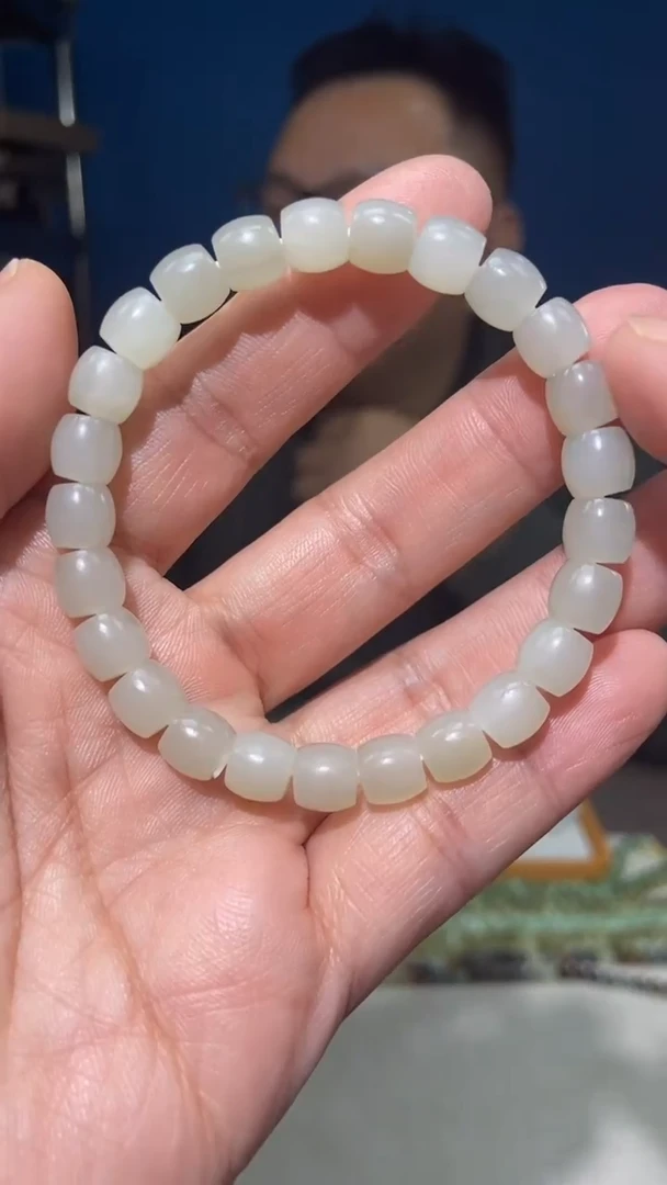 未镶嵌手链和田玉颜色多样性发货拍一发一