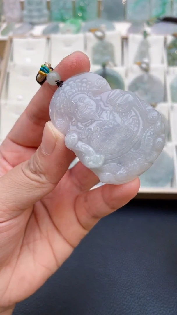 颈饰未镶嵌翡翠天然缅甸翡翠A货159