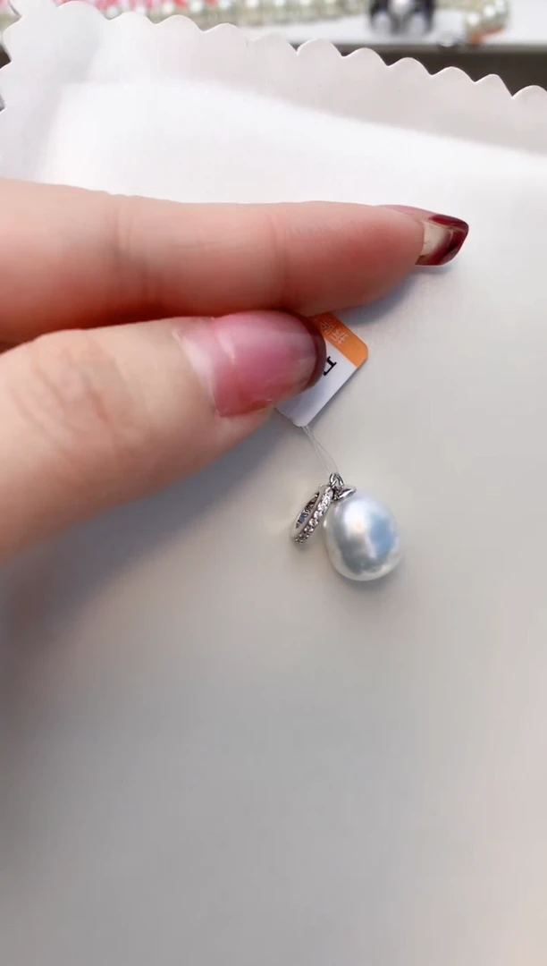 颈饰银S925镶嵌海水珍珠A37