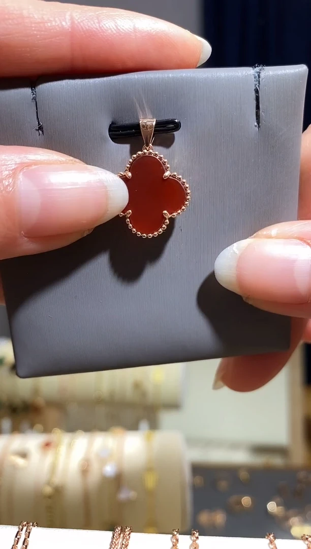 【闪购商品】玛瑙/玉髓吊坠(不含链)18K金镶嵌吊坠