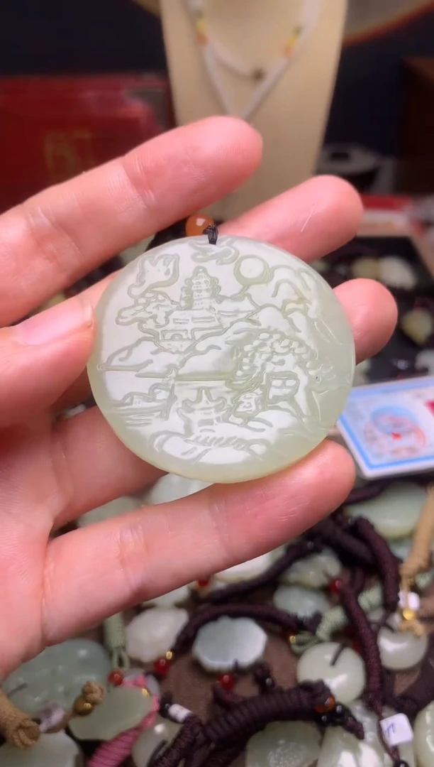 颈饰未镶嵌和田玉新疆料青海料清水和田玉吊坠