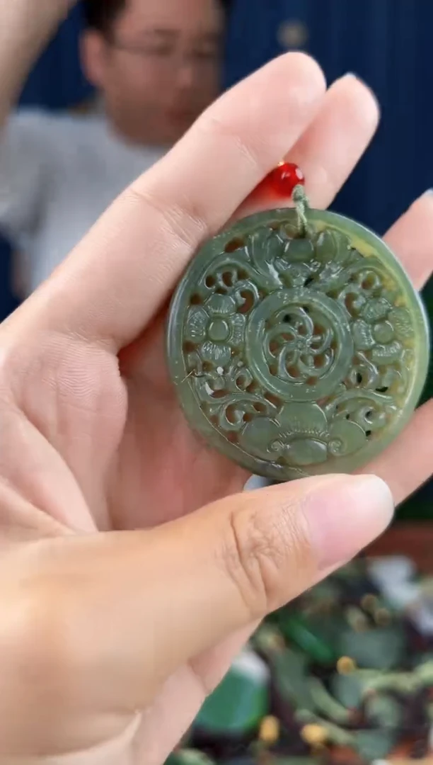 未镶嵌和田玉挂件拍一发一，多样性发货