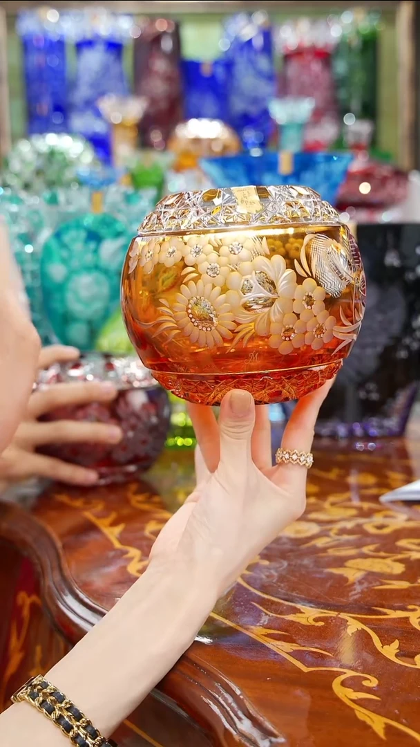 瓷米多家中古瓷器如图所示64