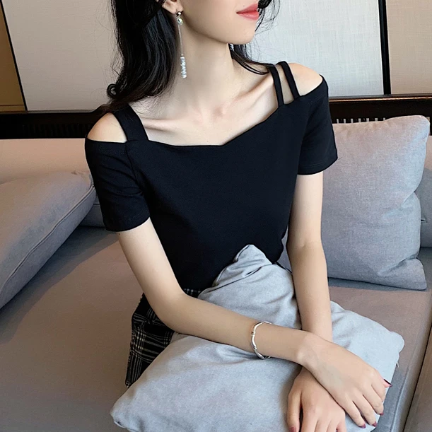 一字领露肩短袖t恤女黑色上衣2025新款夏吊带紧身心机半袖打底衫