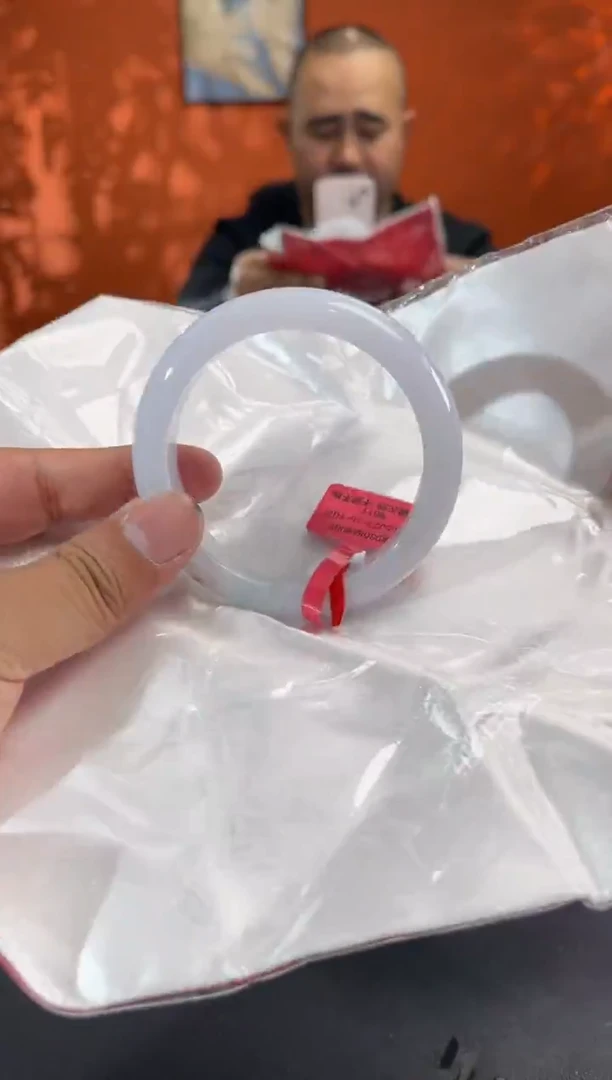 未镶嵌手镯翡翠2