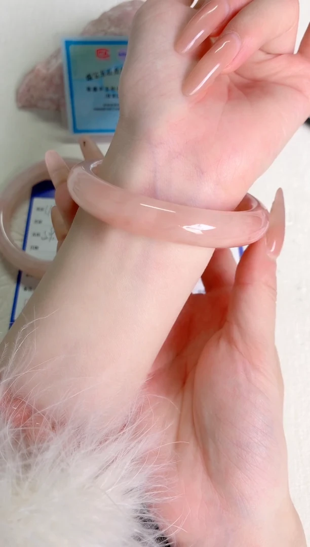 未镶嵌手镯石英质玉桃花113-圈口59.8