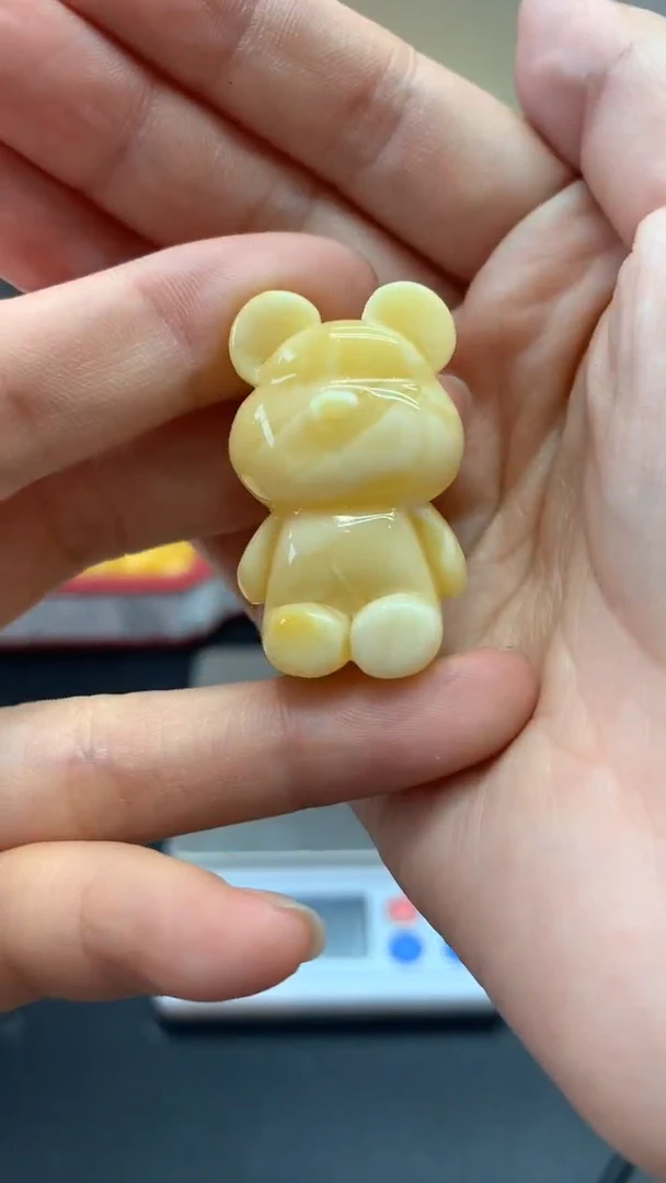 未镶嵌琥珀珠宝奇石585