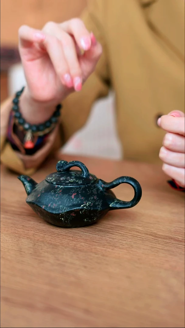 寻武记安山玉如意壶