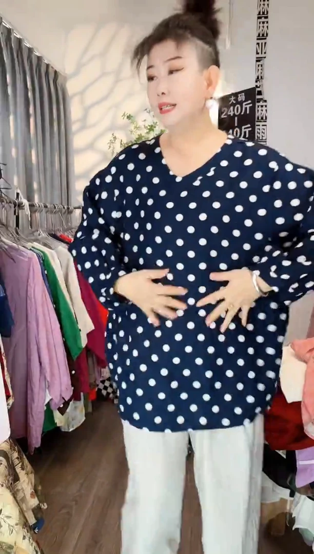 亚麻大码女装系列。