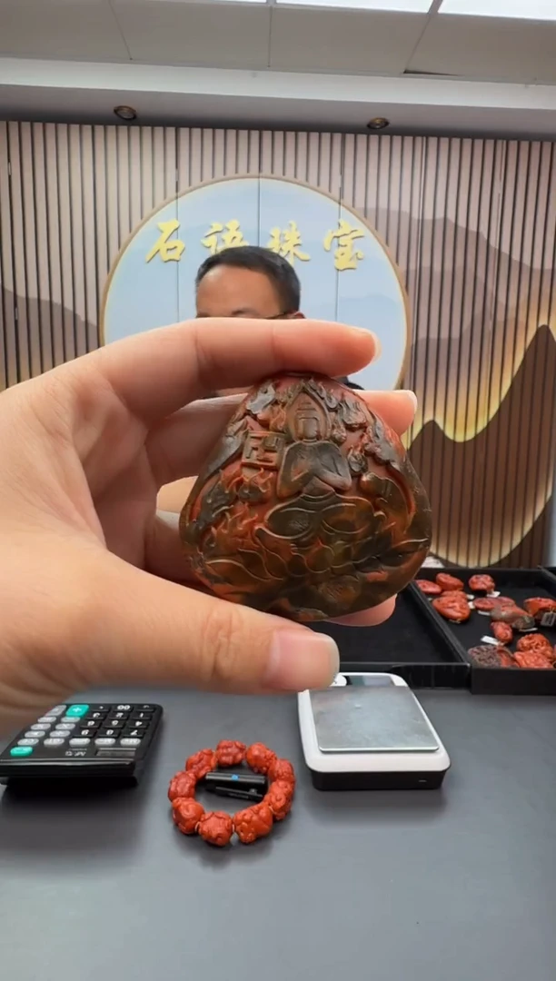 未镶嵌雕刻南红玛瑙114ZB0917产品一个