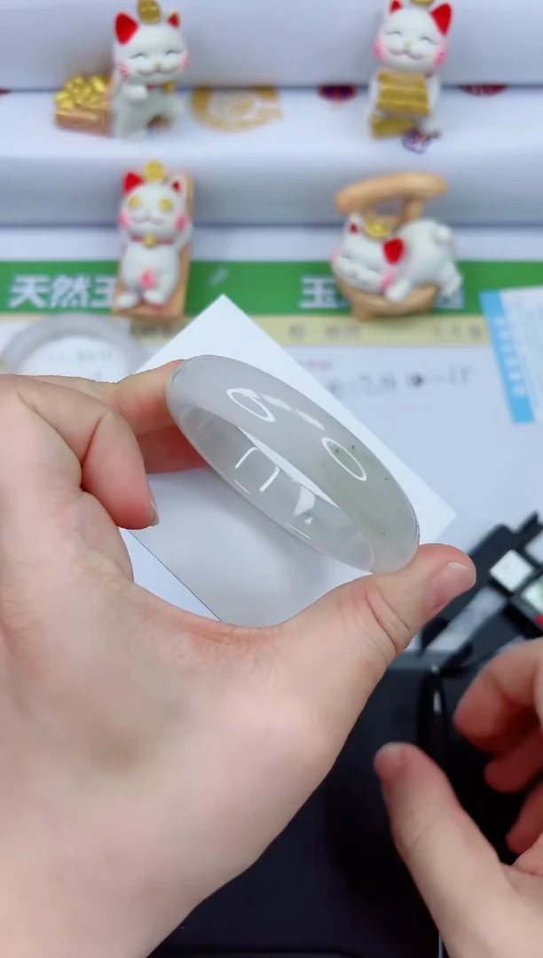 【闪购商品】石英质玉手镯未镶嵌345-55.3