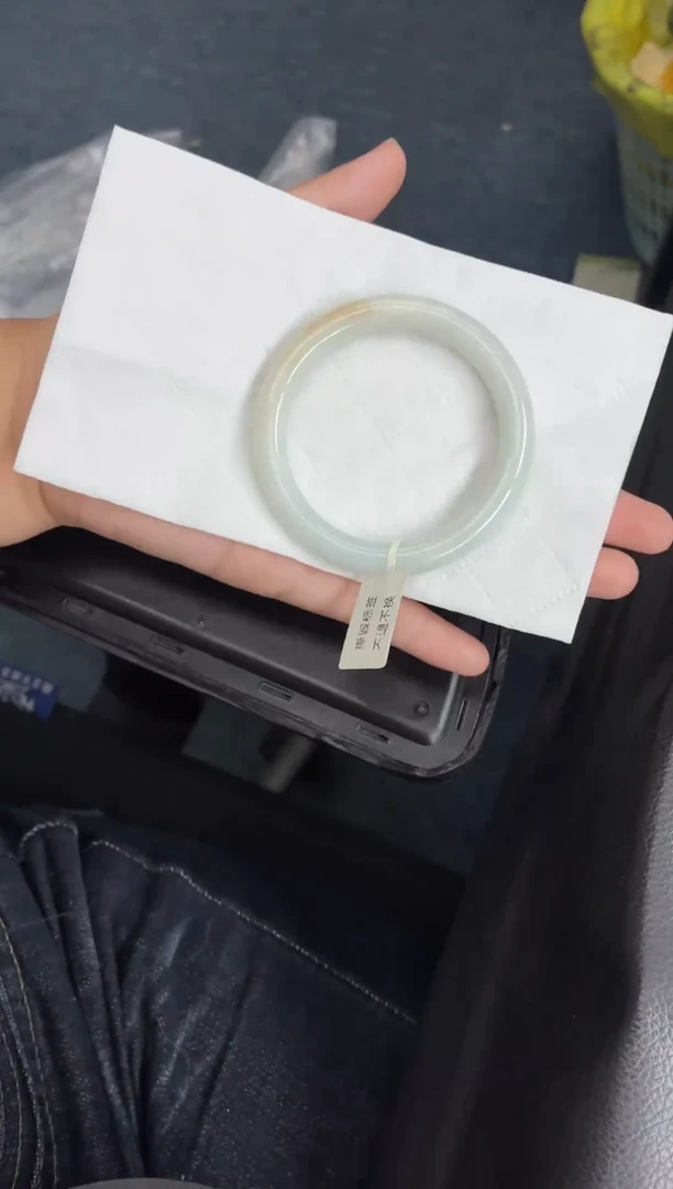 未镶嵌手镯翡翠手镯