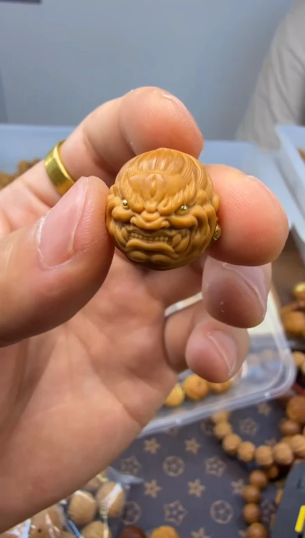 吊坠猴头核桃明王 重工