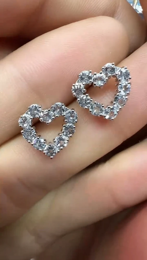 银S925镶嵌耳饰海蓝宝石14024多样性发其一