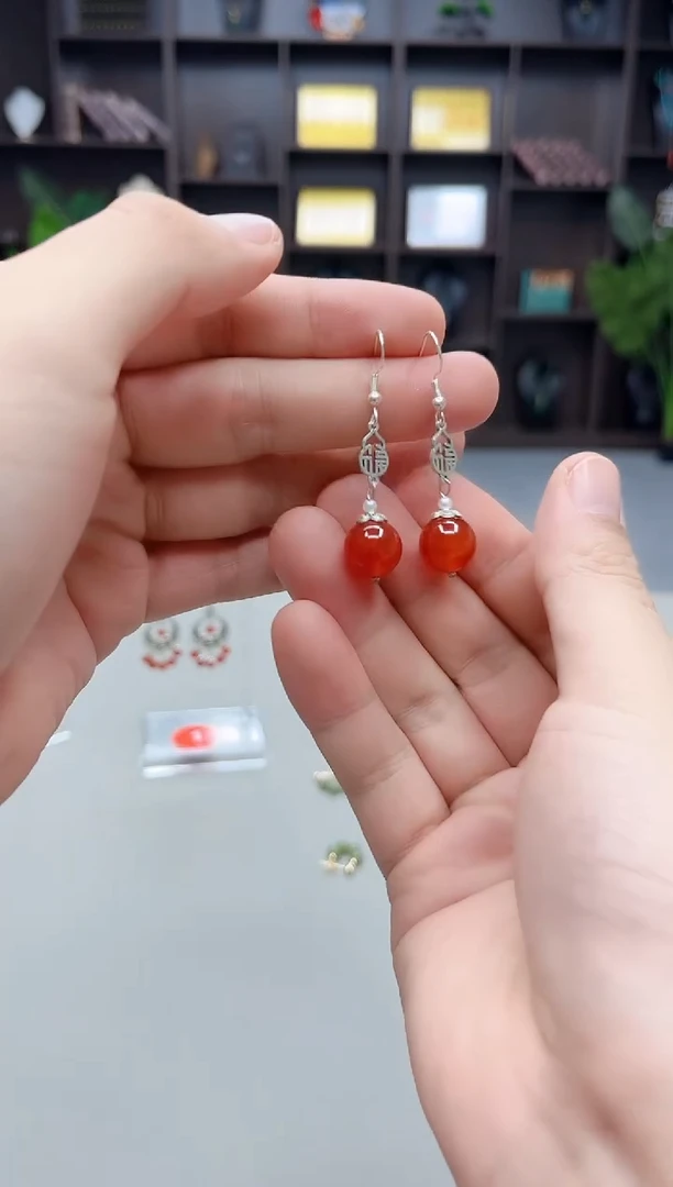 银S925镶嵌耳饰玛瑙/玉髓230000