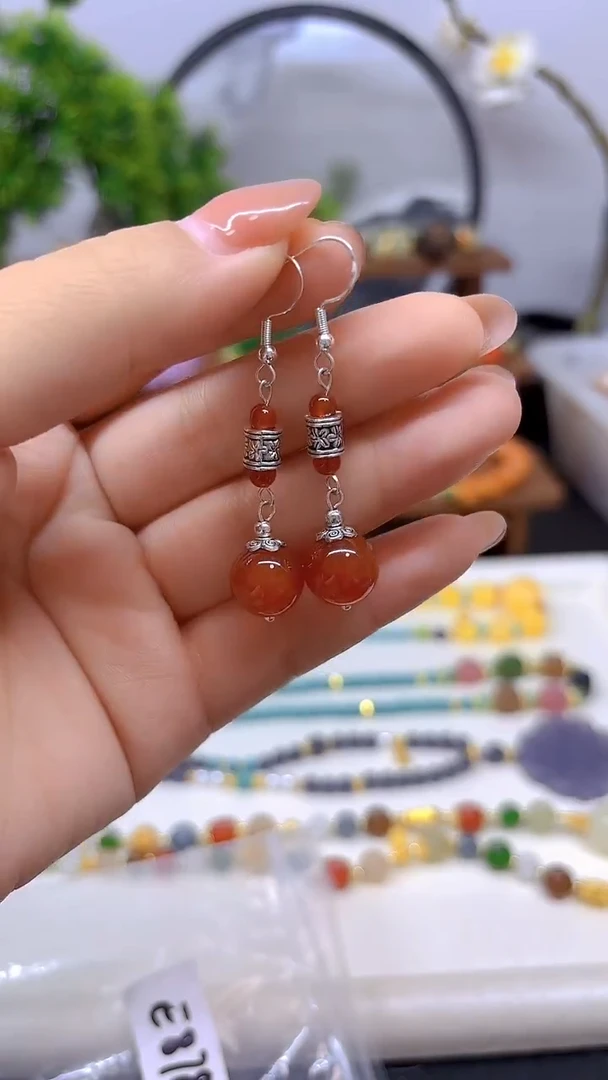 银S925镶嵌南红玛瑙耳饰E878