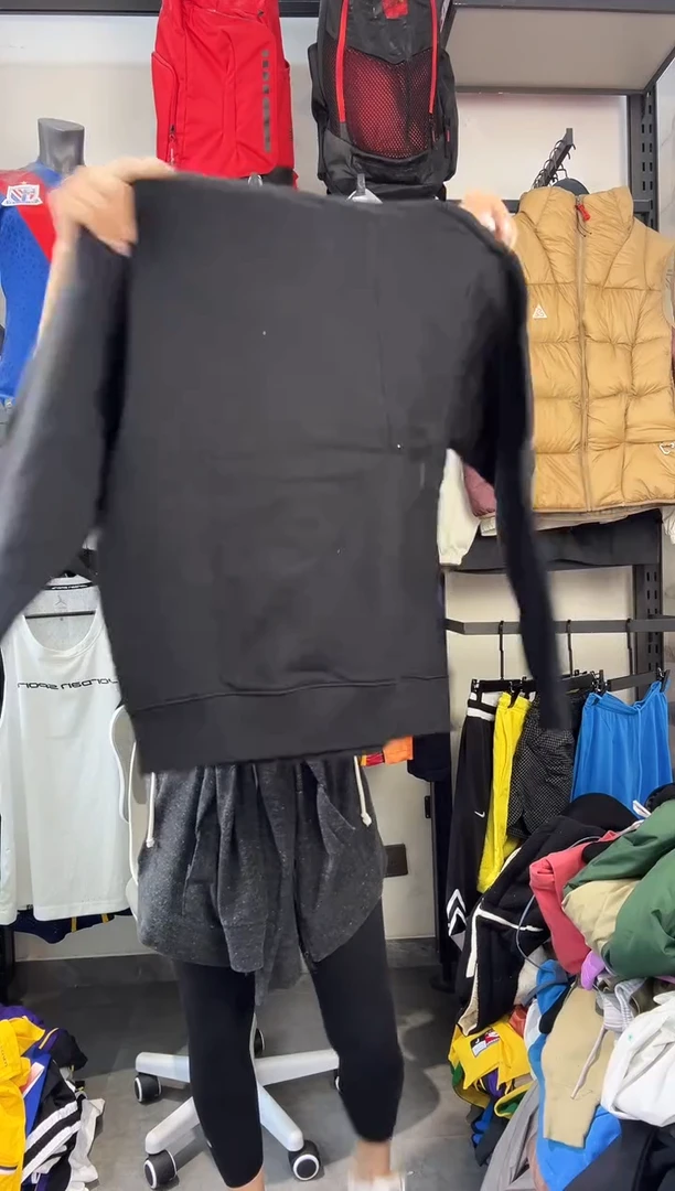 176编码 瑕疵款直播间过款为准 尺码S