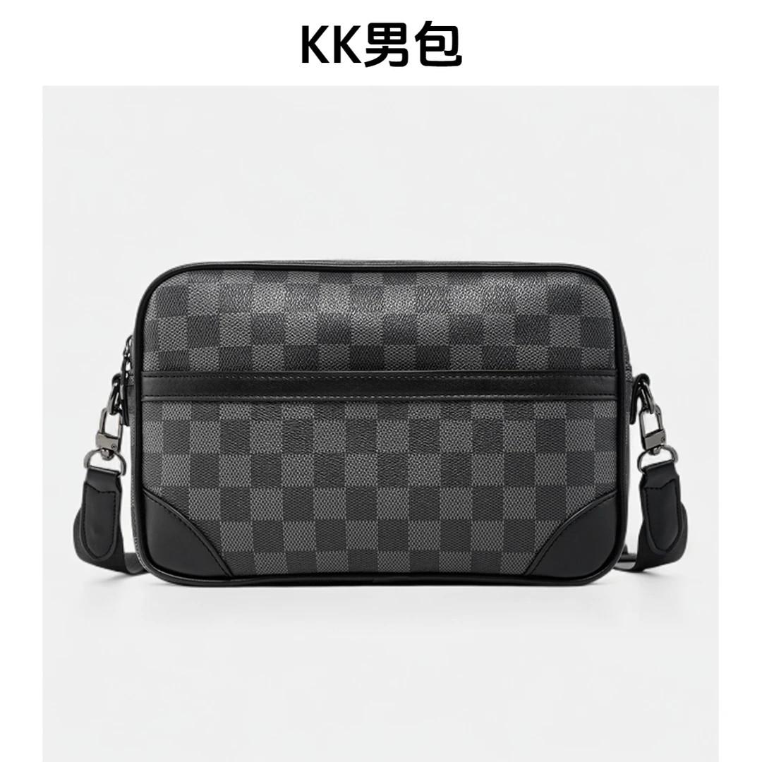 男士单肩斜挎包新款2025爆款男士时尚休闲格子邮差包男士单肩真皮