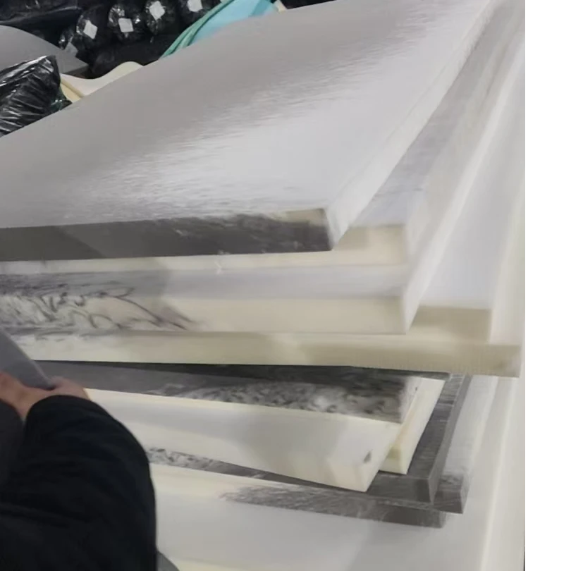 瑕疵灰白渐变单人软软床垫发1