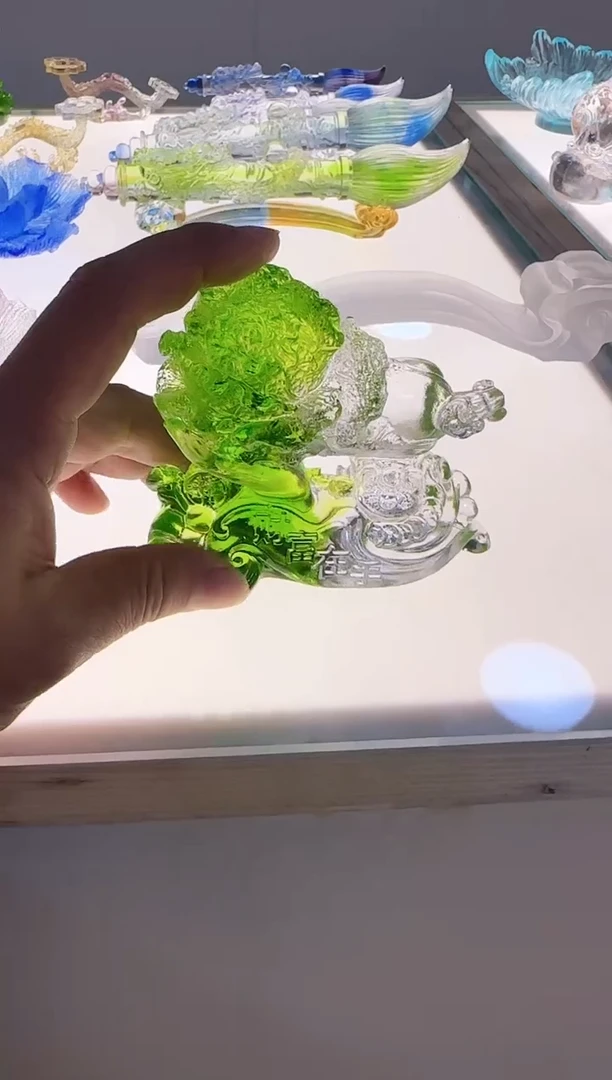 手工艺品琉璃财富在手茶桌摆件