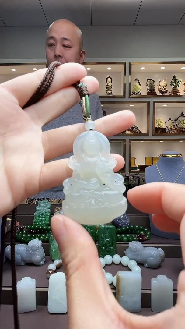 【闪购商品】和田玉颈饰未镶嵌苏