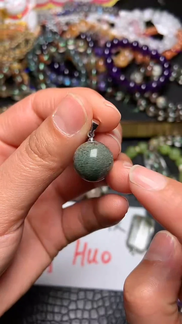 【闪购商品】水晶吊坠(赠链)未镶嵌45