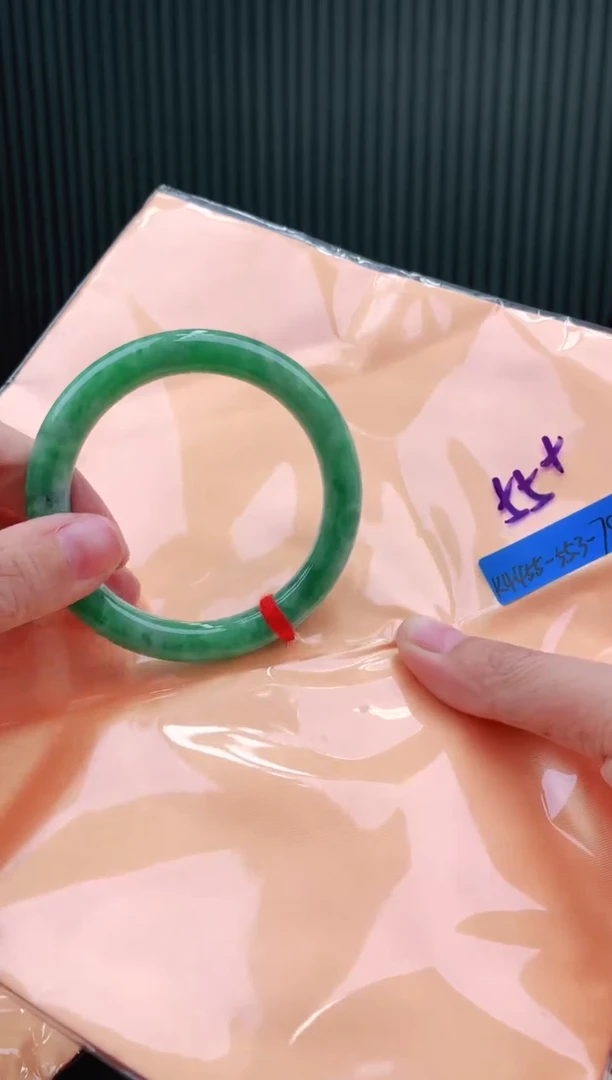 未镶嵌手镯翡翠55+