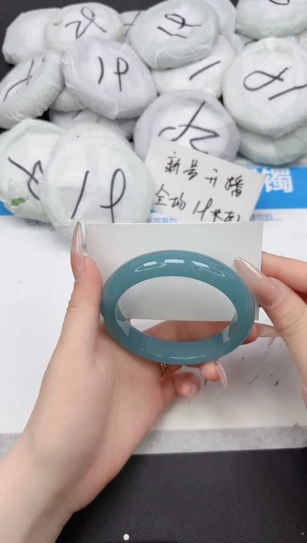 未镶嵌手镯石英质玉54-60