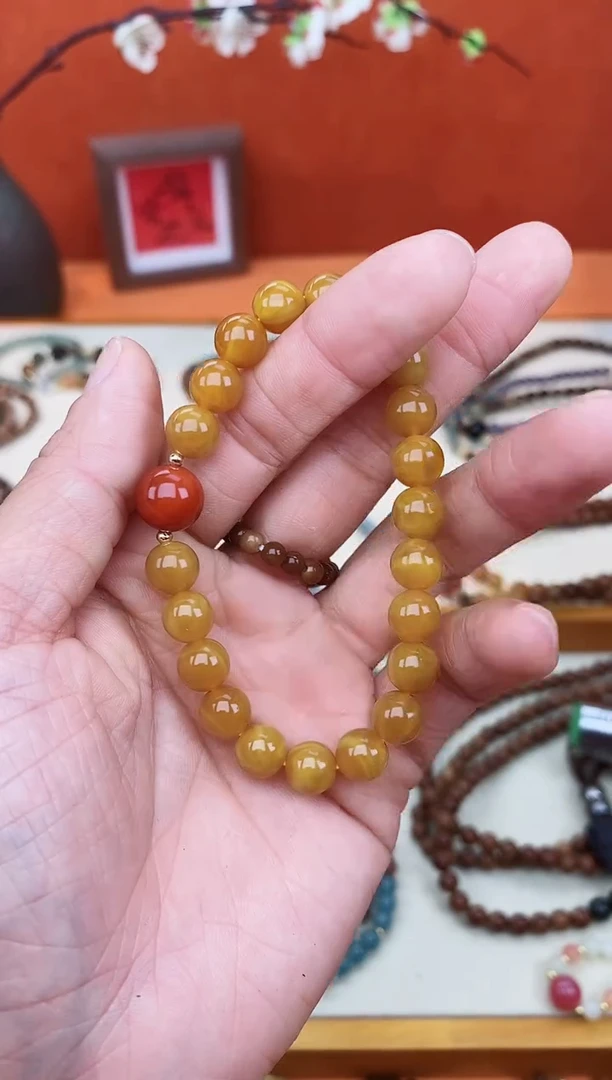 【闪购商品】蜜蜡手链未镶嵌08老蜡单圈鸿运当头