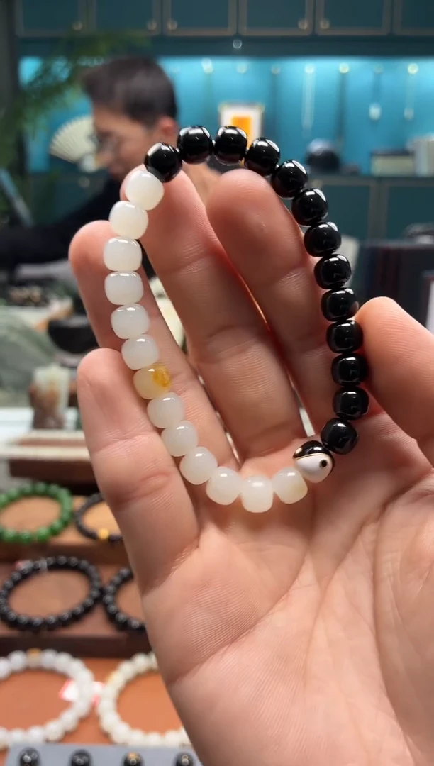 未镶嵌手串和田玉花*和田玉7*8