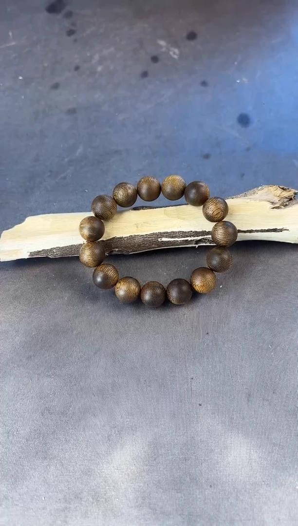 沉香沉香碎屑+芽庄白奇14圆珠单圈沉29克+多样性发一