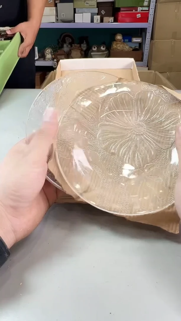 瓷片维****l404满30元包邮，感谢您的支持