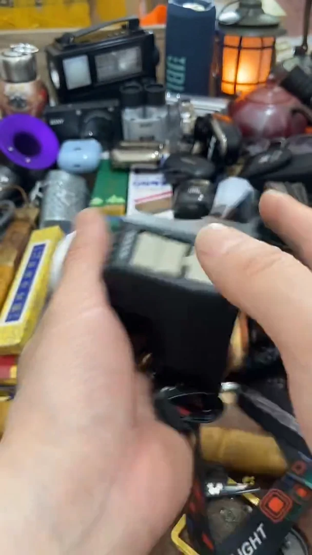 瓷片闪购商品 如图所示