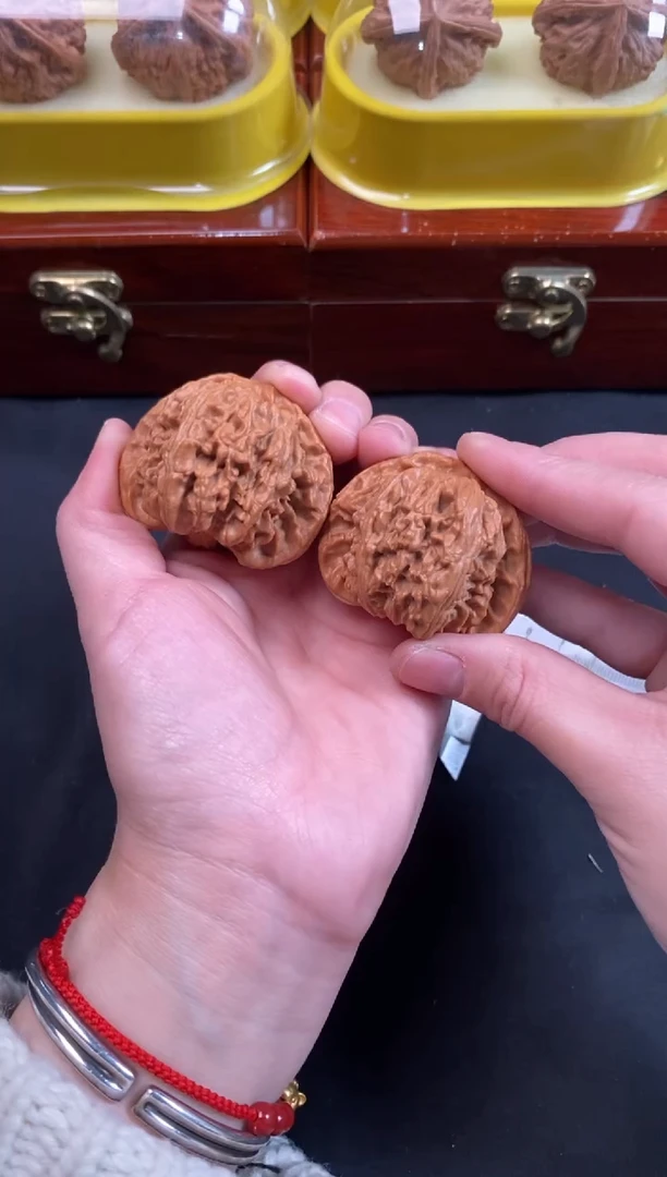 把件文玩核桃白狮子44尺N812