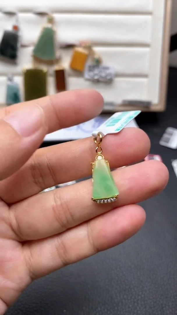 银S925镶嵌戒指翡翠1