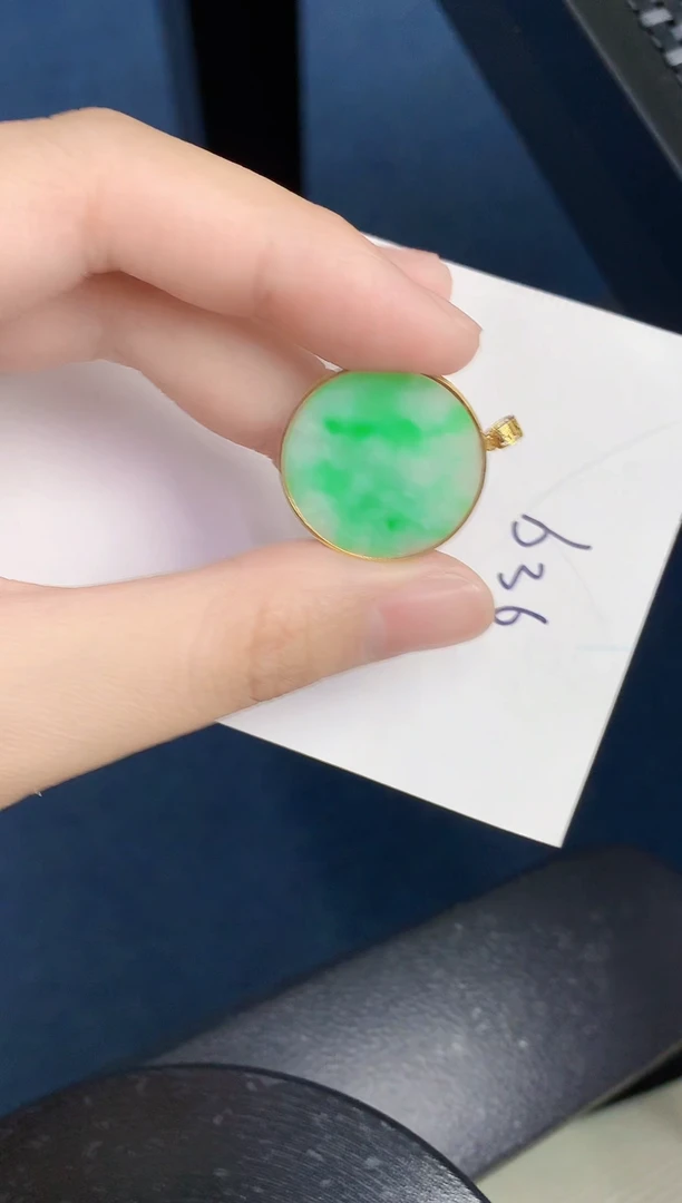 【闪购商品】翡翠颈饰18K金镶嵌000000000