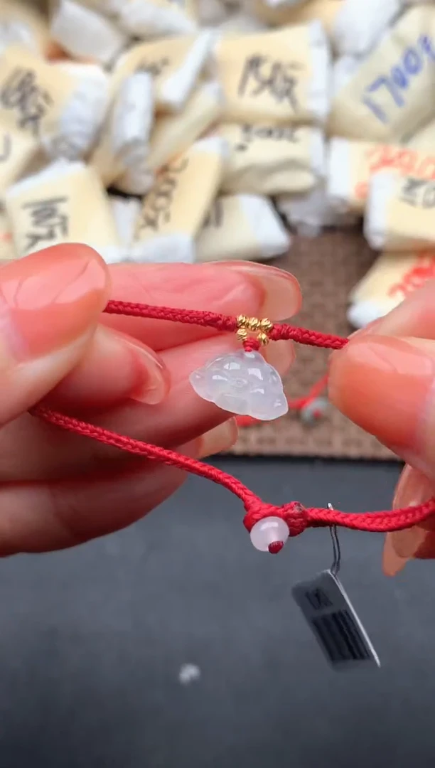 未镶嵌挂件翡翠1