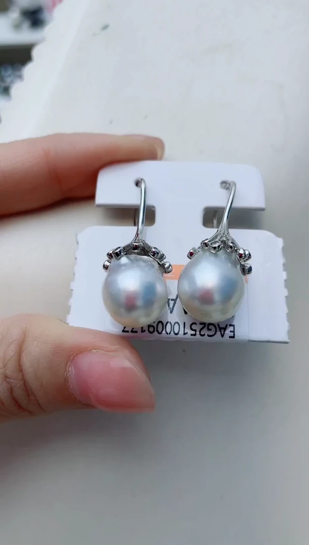 银S925镶嵌耳饰海水珍珠A82