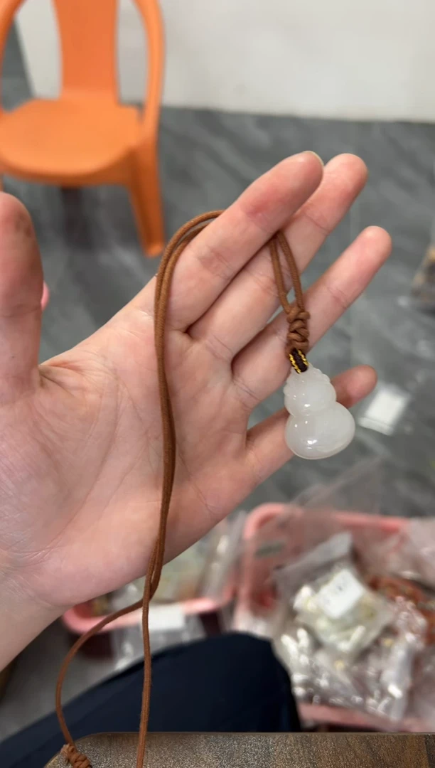 项链未镶嵌和田玉和田玉白玉葫芦吊坠[多样发其一]