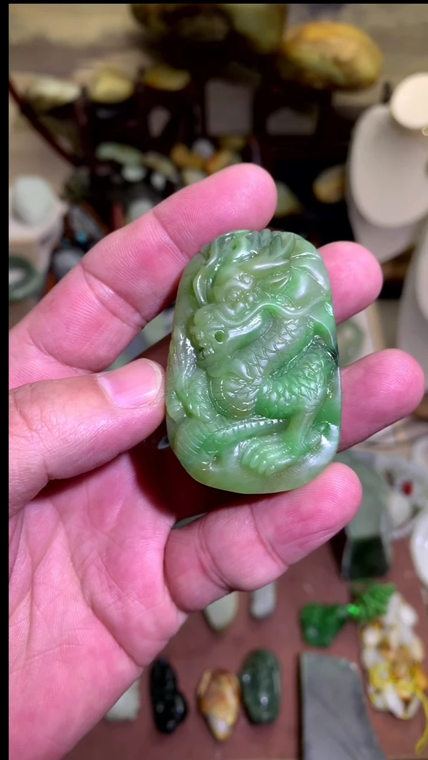 【闪购商品】和田玉颈饰未镶嵌黑羊洞碧玉龙牌定制