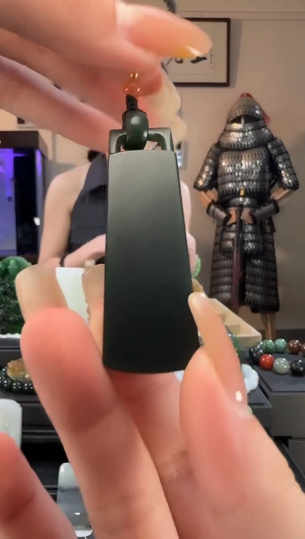 颈饰未镶嵌和田玉青玉称心如意吊坠