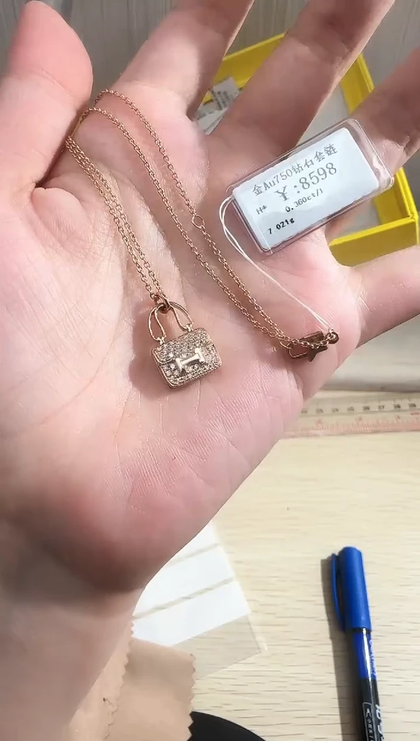 项链18K金镶嵌钻石静**人B2599904178